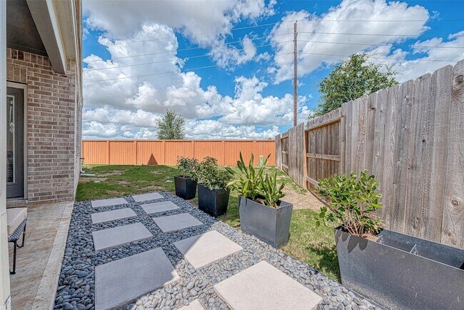 Building Photo - 7659 Green Bulrush Wy