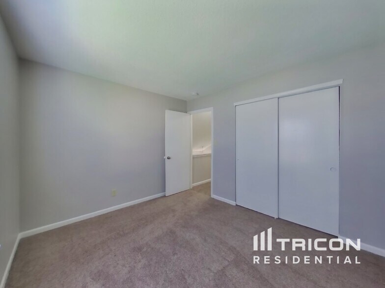 Building Photo - 1167 Cutler Ln