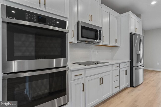 Building Photo - 2152 Glacier Rd