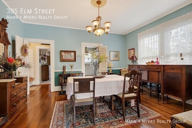 Building Photo - 305 Elm St