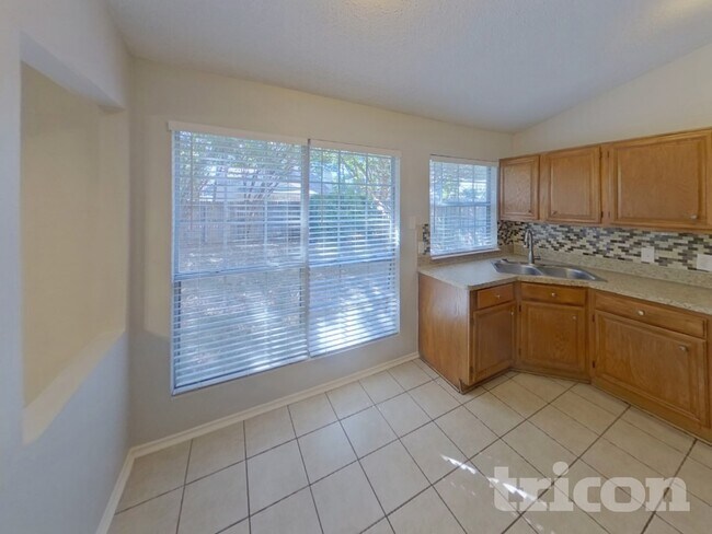 Building Photo - 2601 Country Creek Ln