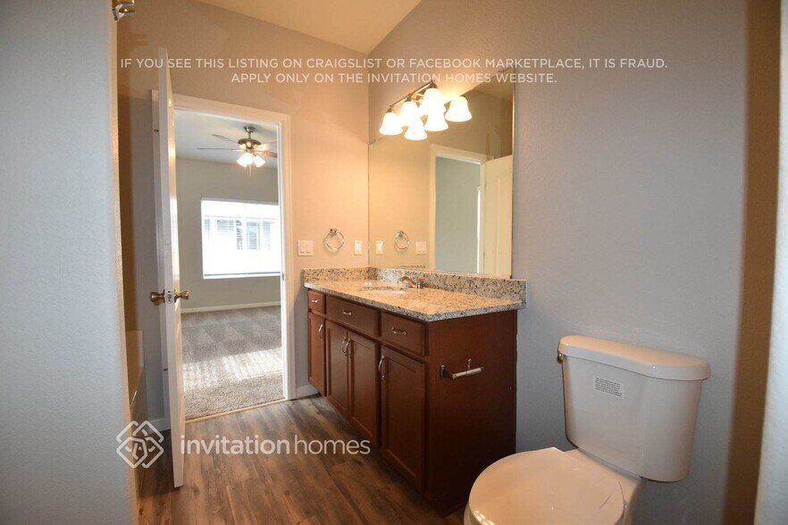 Building Photo - 10172 Seawolf Dr