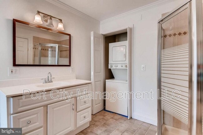 Building Photo - 3202 Fait Ave