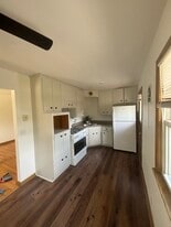 Building Photo - 9101 W Morgan Ave
