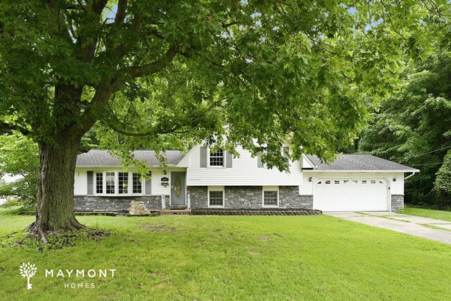 Building Photo - 6443 Chase Dr