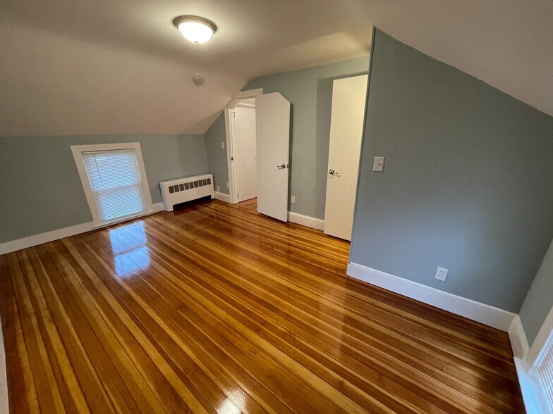 Building Photo - 309 Highland Ave