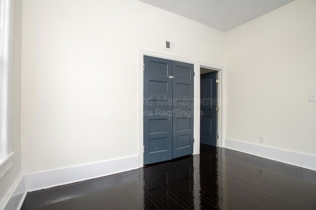 Building Photo - 169 S Belmont St