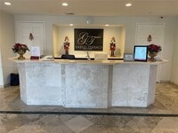 Building Photo - 2351 Douglas Rd