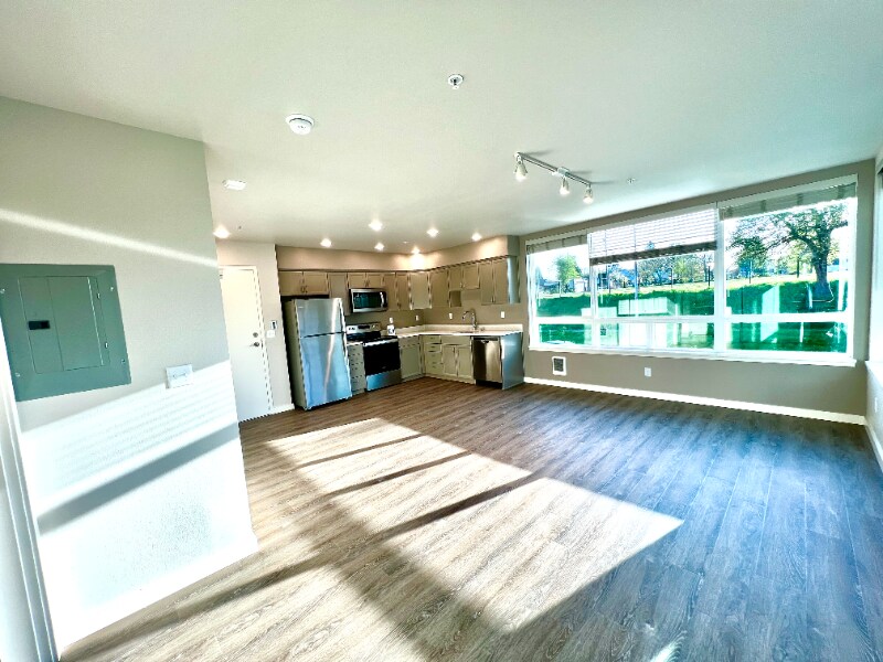 Building Photo - 2330 Yakima Ct