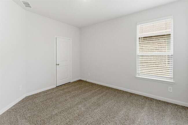 Building Photo - 9749 Serviceberry Ln