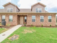 Building Photo - Lucas Ferry Town Homes!  Cable, Internet &...