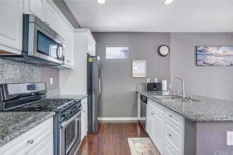 Building Photo - 4087 E Hamilton Paseo