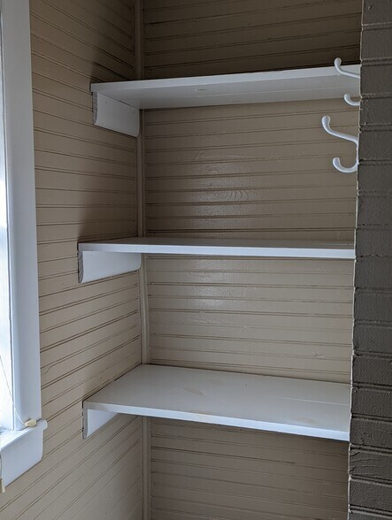 Bath 2 storage shelves - 804 N Maple St
