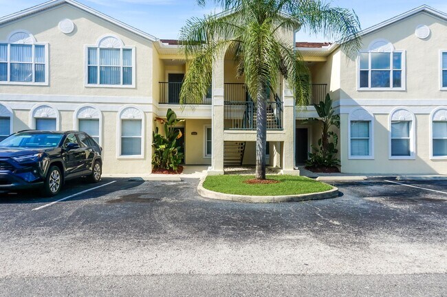 Primary Photo - Condo in Kissimmee now available!