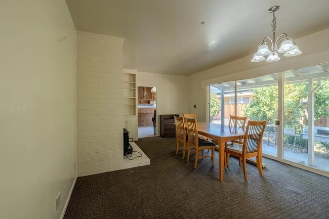 Building Photo - 245 Alviso St