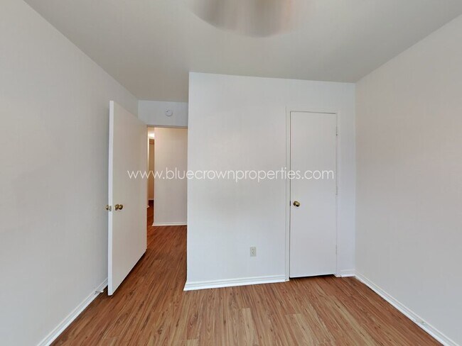 Building Photo - 10317 Lone Pine Ln