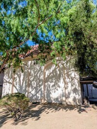 Building Photo - NW FOURPLEX