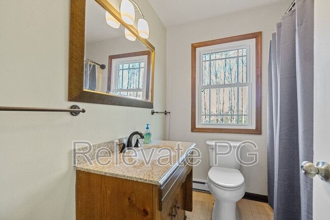 Building Photo - 12620 Thoreau Dr