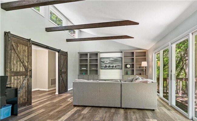 Building Photo - Large Private Lot with 3BR home in Concord!