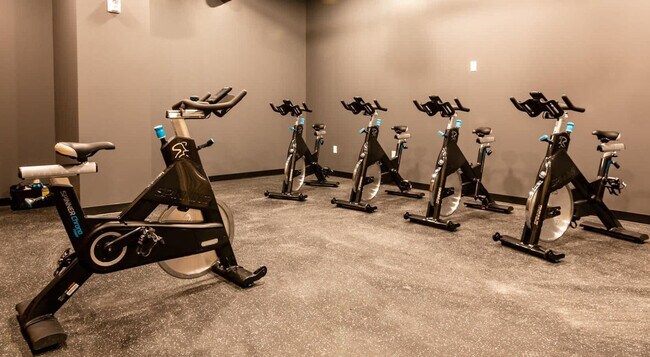 Building Photo - 385 S 400 E