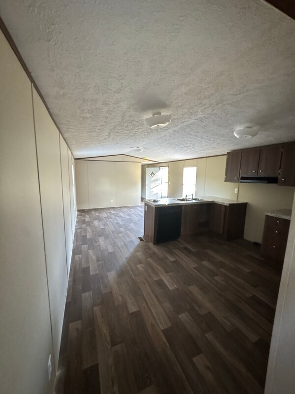 Building Photo - 495 Westover Dr