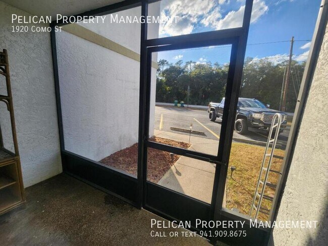 Building Photo - 1920 Como St