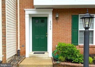 Building Photo - 2540 Banshire Dr
