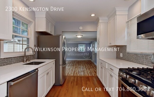 Building Photo - 2300 Kensington Dr