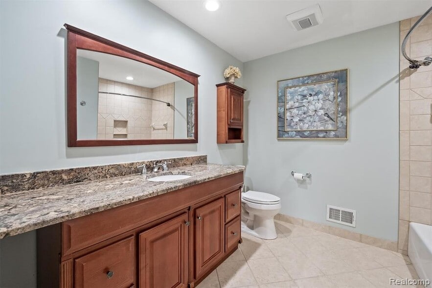 Building Photo - 3275 Chickering Ln