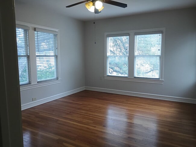 Building Photo - 109 W Norwood Ct