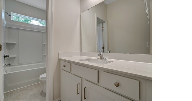 Building Photo - 2310 Creekmere Ln
