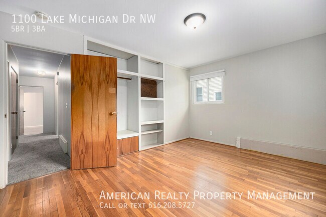 Building Photo - 1100 Lake Michigan Dr NW