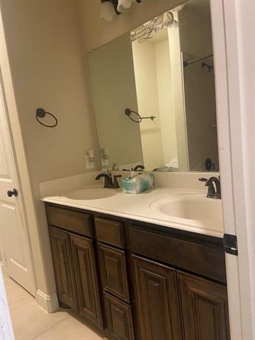 Building Photo - 844 Dartford Dr