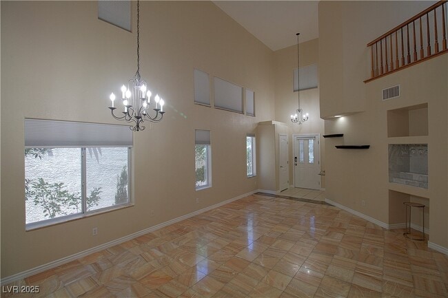 Building Photo - 2859 Dunnottar Ave
