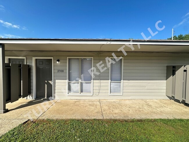 Primary Photo - Condo for rent in Grayson Valley