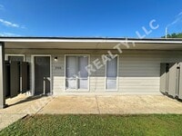 Building Photo - Condo for rent in Grayson Valley