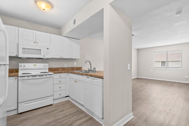 Building Photo - 3555 SC-544
