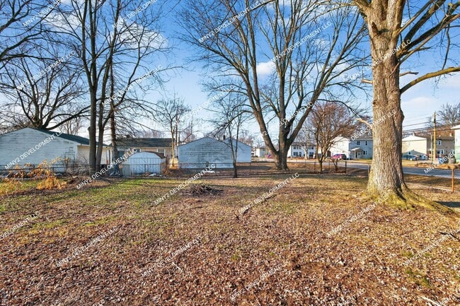 Building Photo - Completely Renovated 2-Bedroom Home in Westland!