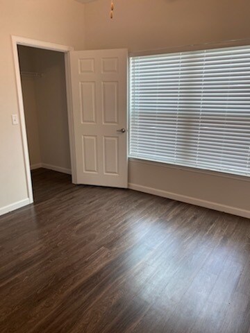 Building Photo - Fish Pond Living at Cuero, LP