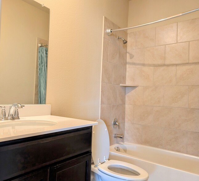 Building Photo - 10104 Kemah Pl