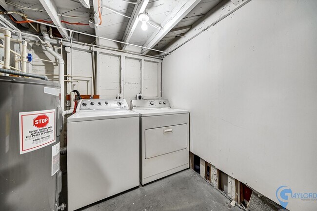 Building Photo - 1412 7th Ave N