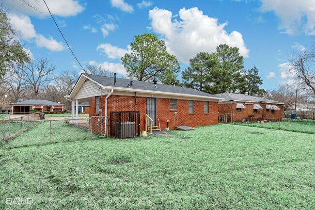 Building Photo - 308 Oregon Ave