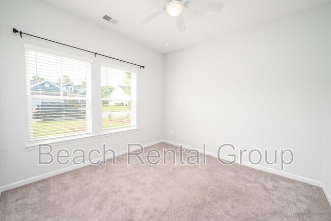 Building Photo - 741 Tattlesbury Dr