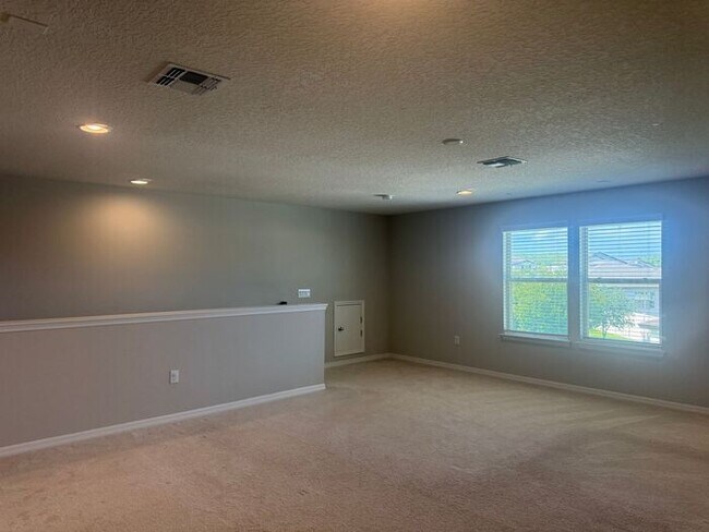 Building Photo - Beautiful and spacious Home in East Lake Preserve, Kissimmee