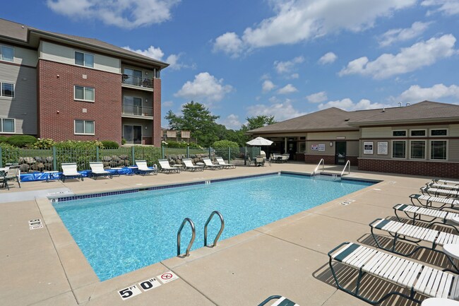 Building Photo - 290 Prairie Heights Dr