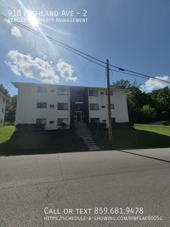 Building Photo - 918 Highland Ave