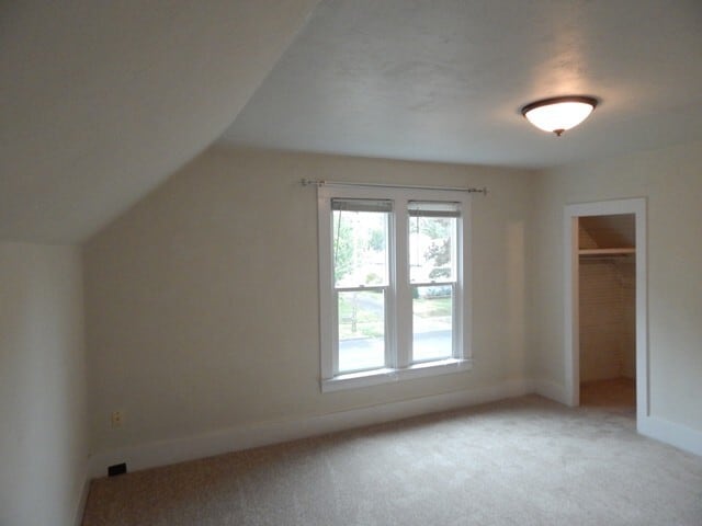 Building Photo - 2Bd/2Ba Two Story House - Available Soon!