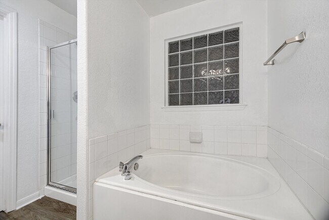 Building Photo - 3107 Rendezvous Ct