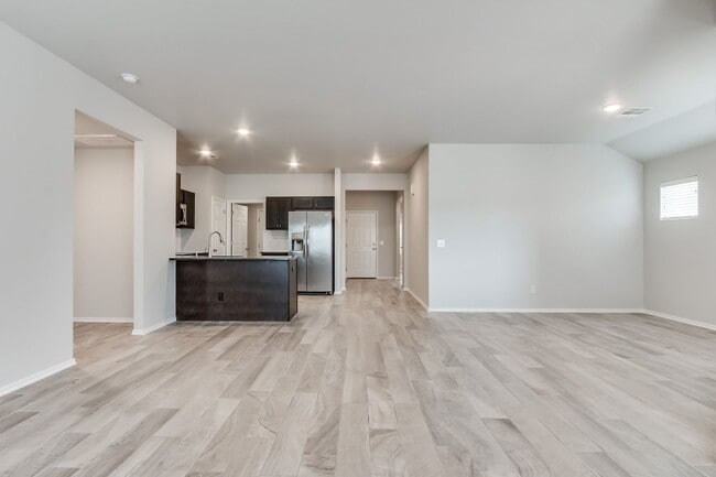 Building Photo - 3 Bed in Piedmont