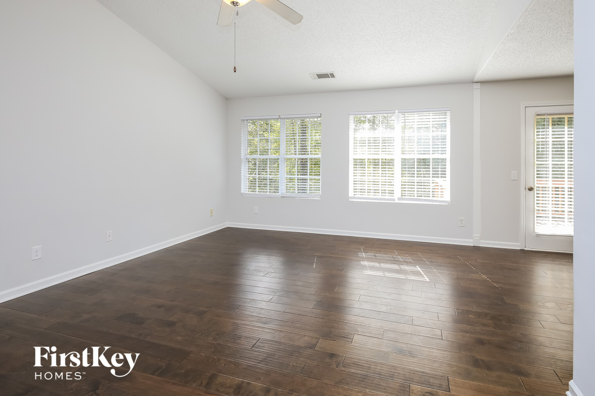 Building Photo - 1911 Natalie Dr